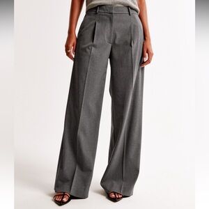 Abercrombie & Fitch Gray Tailored Wide Leg Trouser Pants
